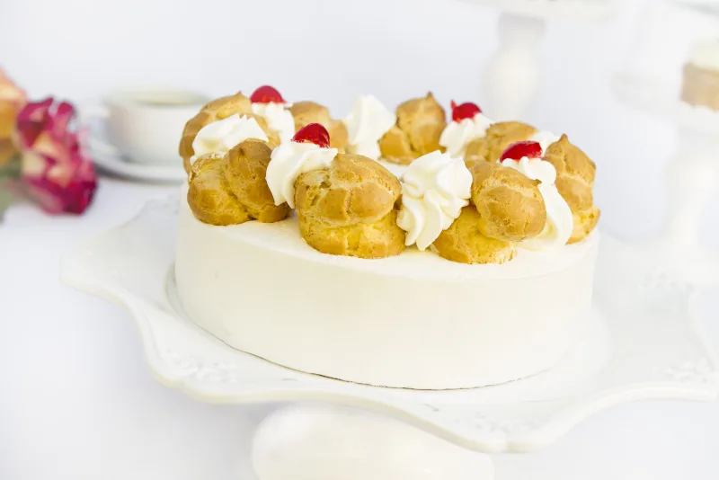 St Honore Cake